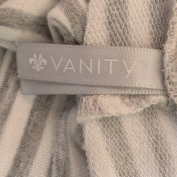 Vanity Asymmetrical zip Front Sleeveless Top Size Small - Picture 10 of 10